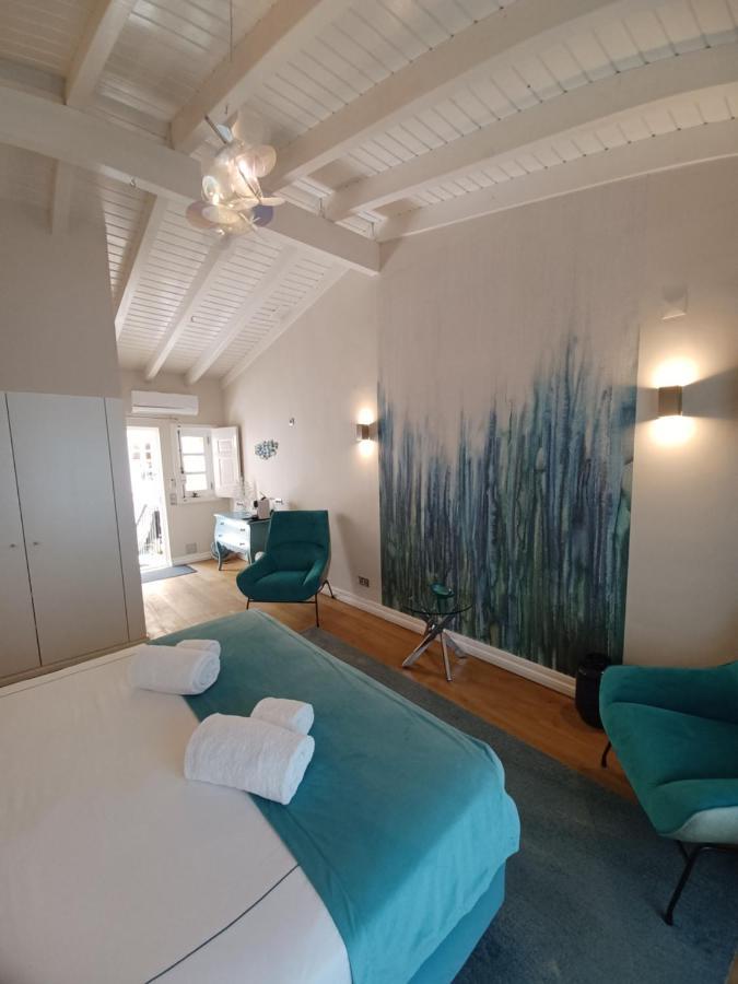 Zawaia Bed & Breakfast Lagos